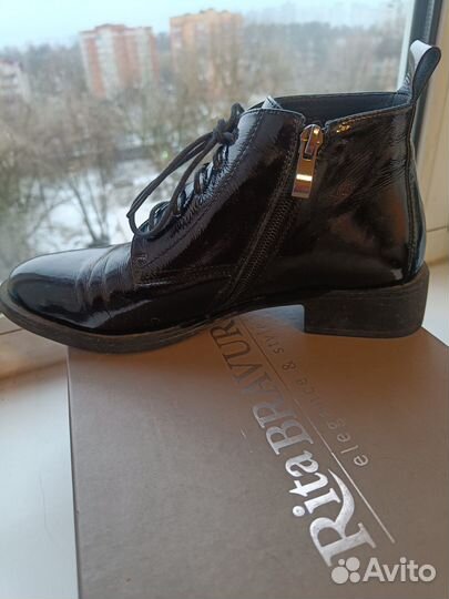 Ботинки демисезонные женские 39