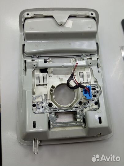 Плафон освещения салона Volkswagen