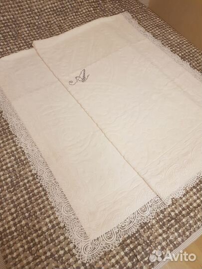 Annaberry Покрывало на кровать с кружевом 180*200