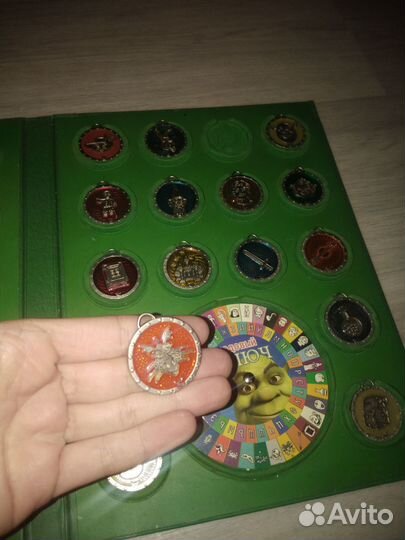 Коллекция Приключения Шрека \ журналы и амулеты