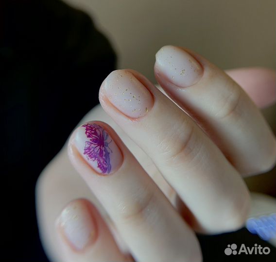 Наращивание и коррекция ногтей