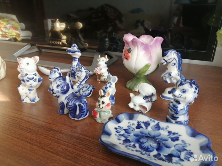 Статуэтки фигурки гжель