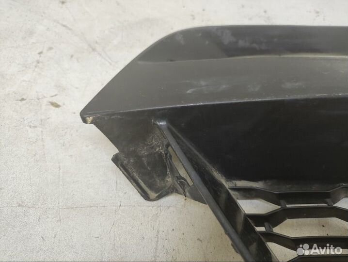 Решетка бампера правая Bmw X3 G01 2017