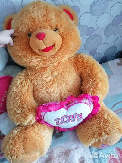 Плюшевый медведь