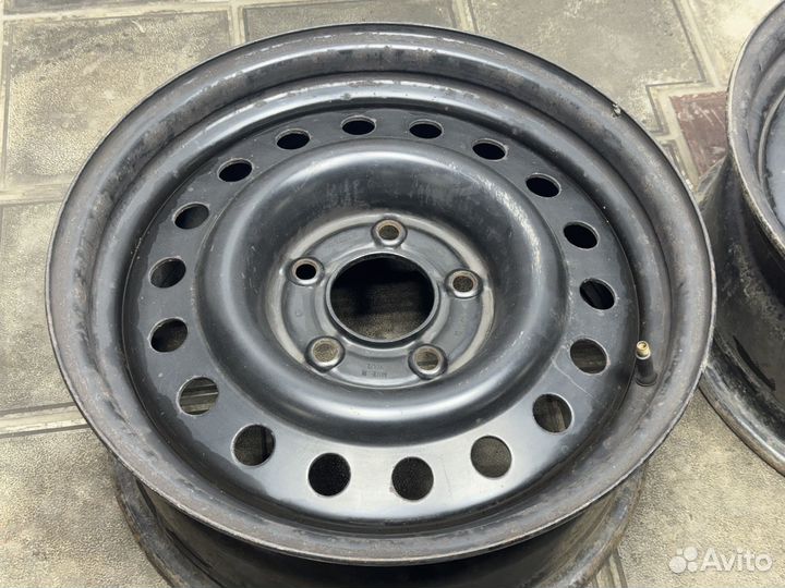 Два диска R16 BMW (5x120)