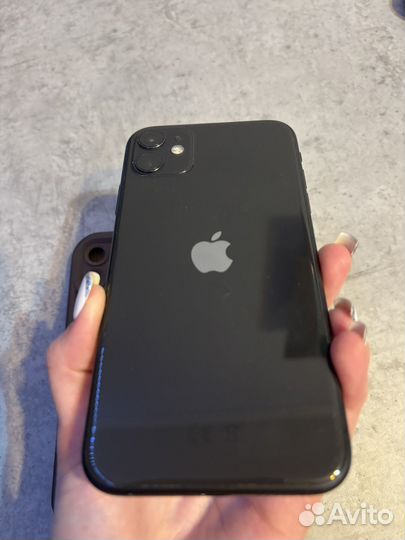 iPhone 11, 64 ГБ