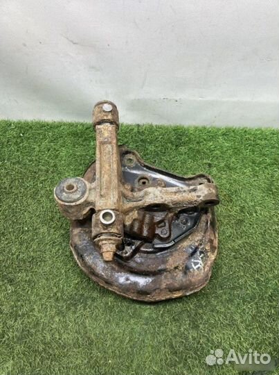 Ступица задняя левая Toyota Curren 1995