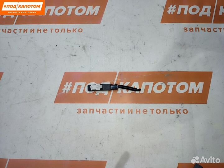 Антенна бесключевого доступа Mazda 3 BM рест. 2016