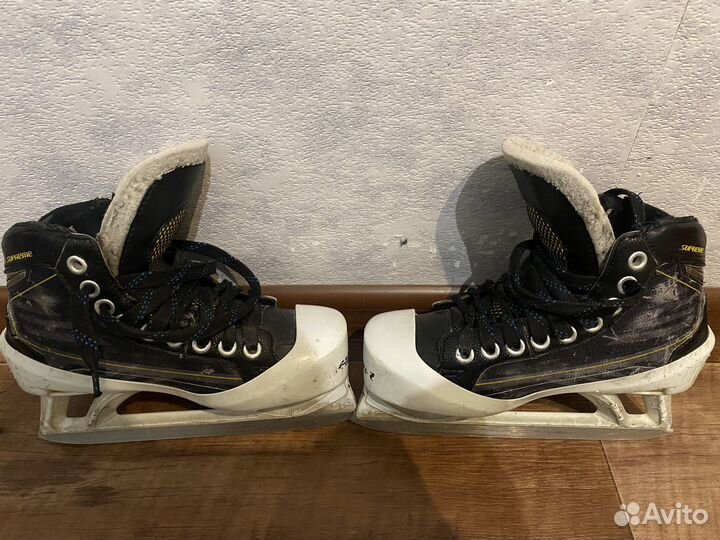 Вратарские коньки bauer