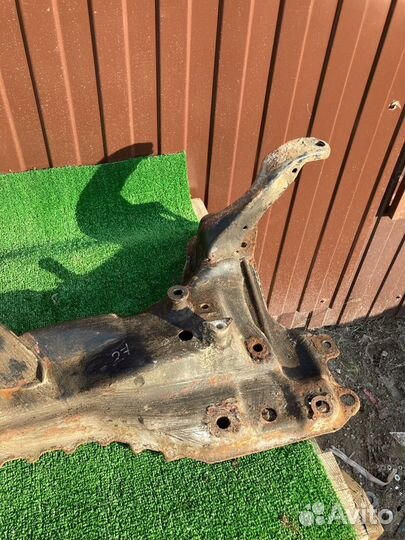 Балка подмоторная Focus 1