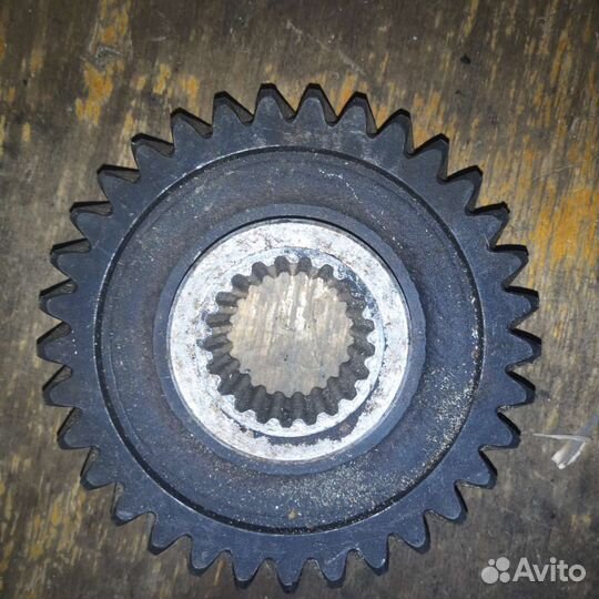 Шестерня насоса уна 1000