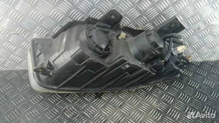 Б/У Б/У Фара правая 96699868 general motors