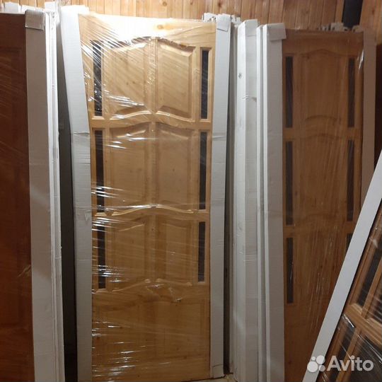 Двери деревянные