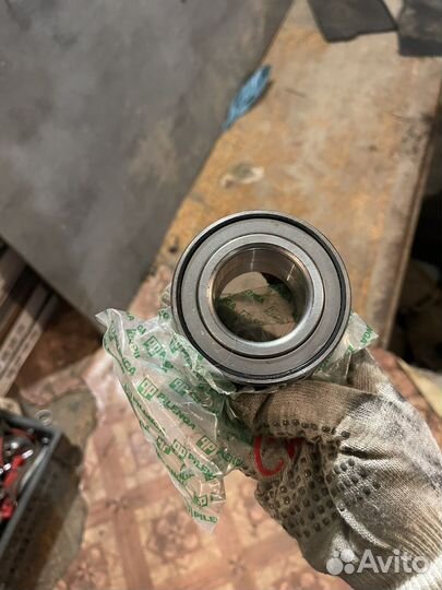 Ступичный подшипник mazda 3 bk