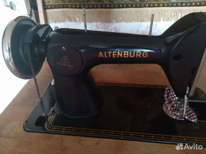 Швейная машина Altenburg