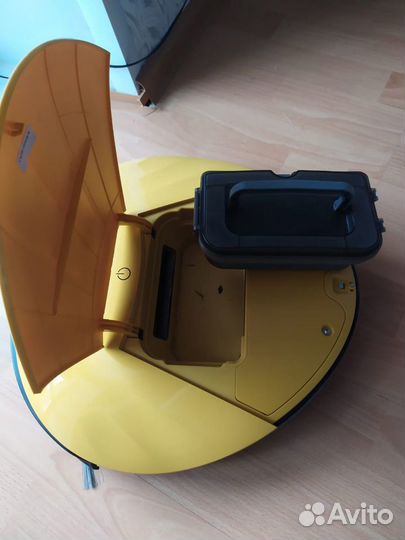 Продам робот пылесос