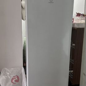 Морозильная камера Indesit SFR167NF.002