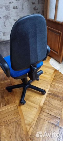 Компьютерное кресло