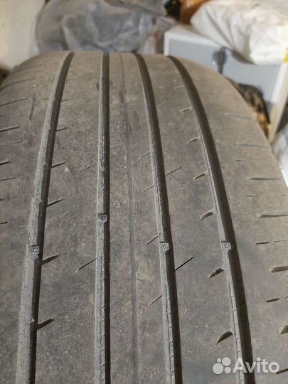 Goodyear EfficientGrip 225/55 R19 99V