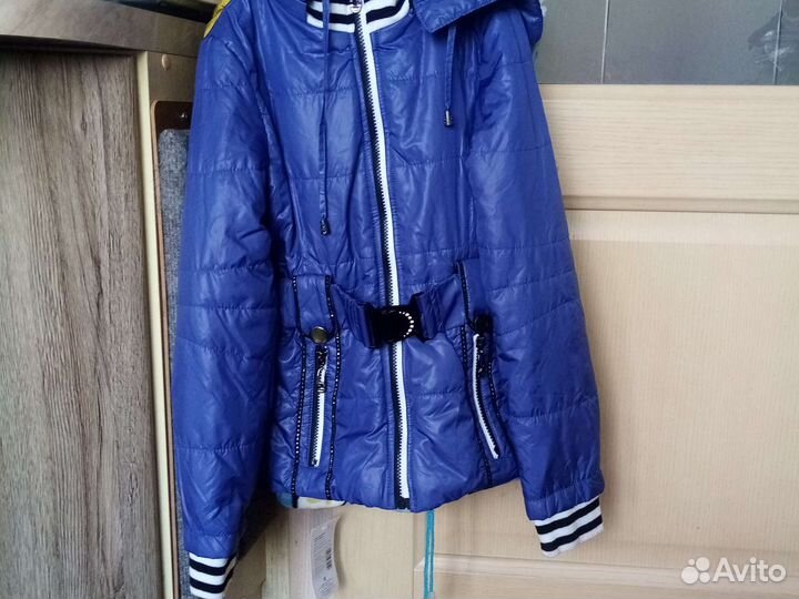 Куртки и жилетки для девочек