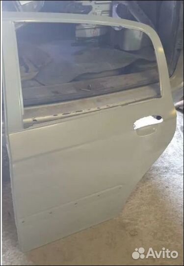 Hyundai-KIA 771111C010 Панель двери задней левой