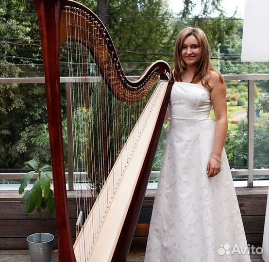 Арфистка на ваше торжество