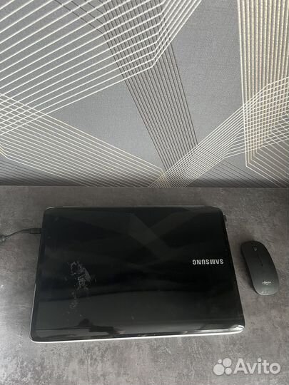 Ноутбук samsung
