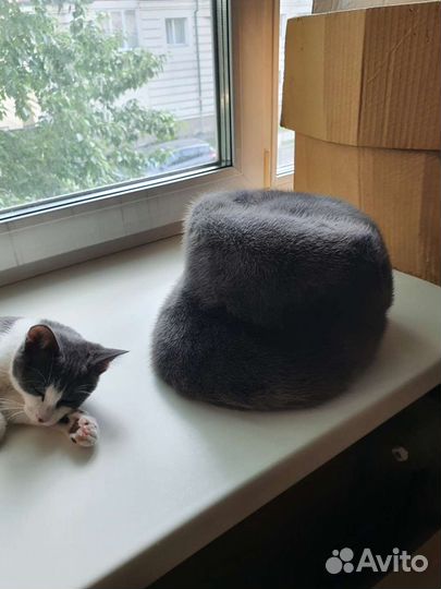 Шапка норковая голубая