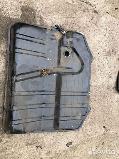 Бензобак ваз 2131