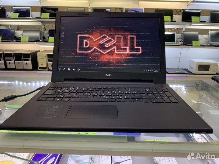 Ноутбук dell Inspirion 15 Intel Pentium 3558/ 4 Гб