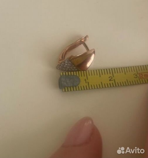 Золотые серьги