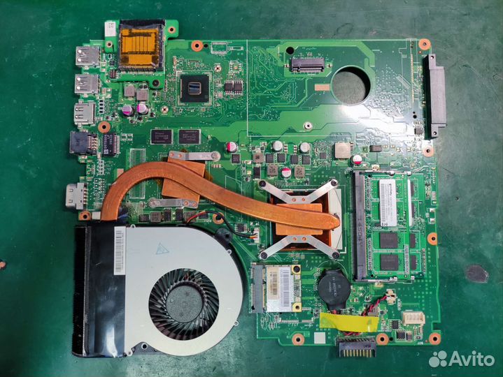 Материнки к ноутам рабочие