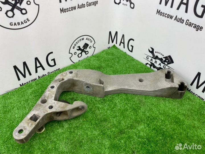 Кронштейн АКПП Bmw X7 G07 2019