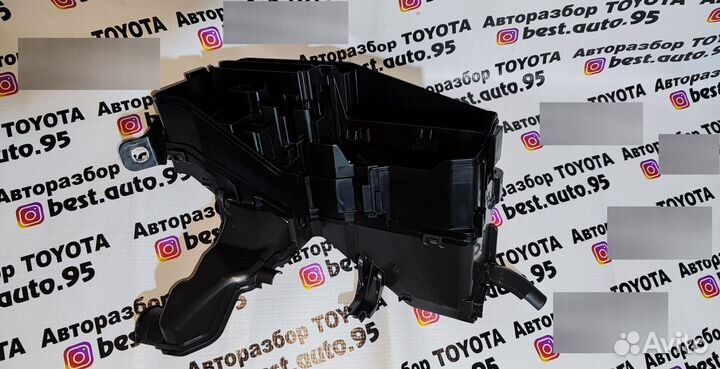 Корпус предохранителей camry 50/55