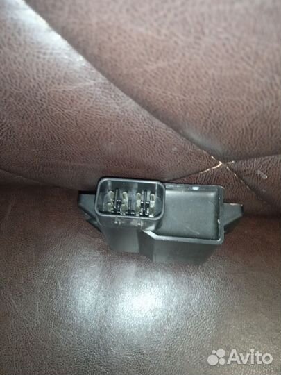 Комутатор на снегоход Arctic cat 570