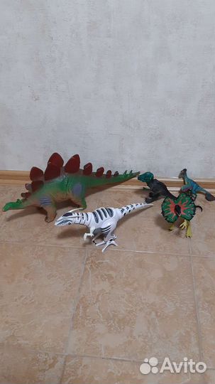 Динозавры игрушки пакетом