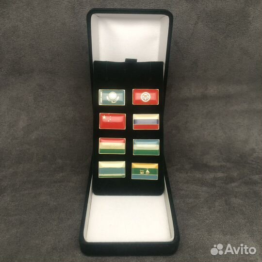 Набор значков