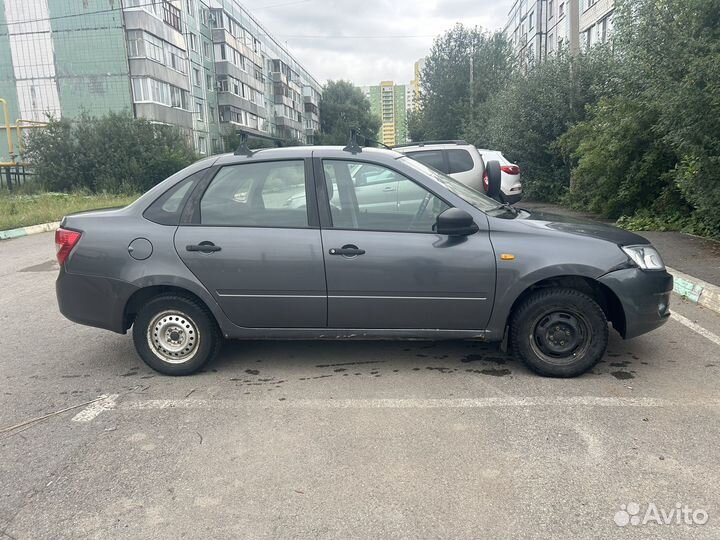 LADA Granta 1.6 МТ, 2017, 178 614 км