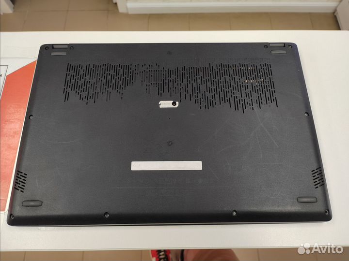 Игровой ноутбук MSI Modern 15 i3-1115G4, 8 GB 256G