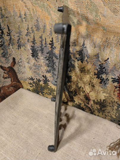 Подставка чугун