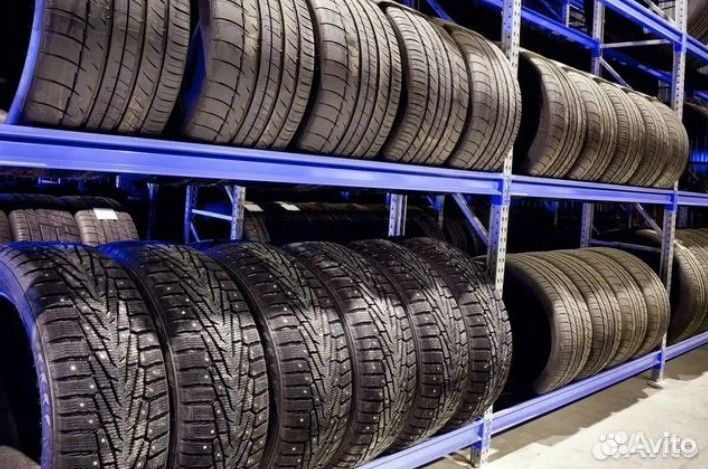 Michelin Pilot Super Sport 235/35 R19