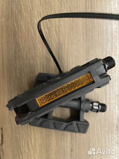 Педали для велосипеда