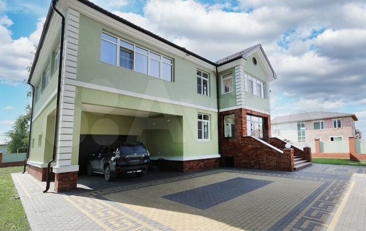 Коттедж 456 м² на участке 19,5 сот.