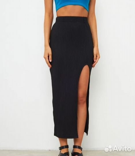 Юбка с разрезом