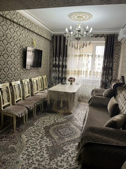 2-к. квартира, 70 м², 5/5 эт.