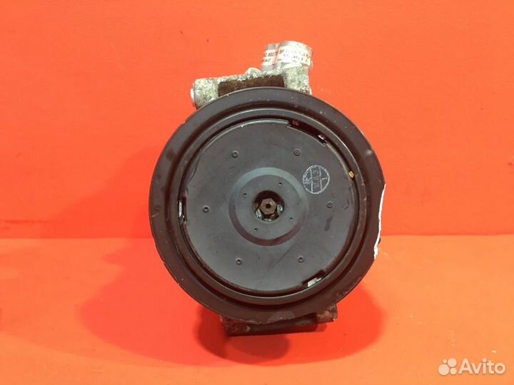 Компрессор кондиционера Volkswagen Polo 4 (Б/У)