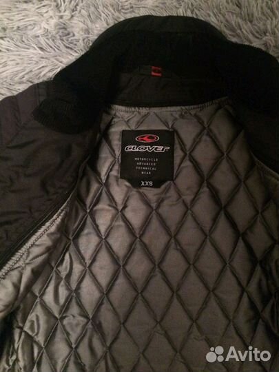 Мотокуртка новая Clover