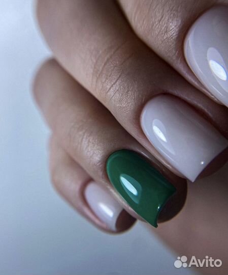 Маникюр и педикюр