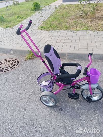 Детский трехколесный велосипед