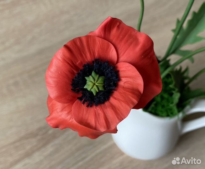 Подарки к 8 марта. Маки из холодного фарфора